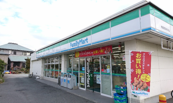 コンビニ　ファミリーマート 横須賀御幸浜店（コンビニ）まで1488m