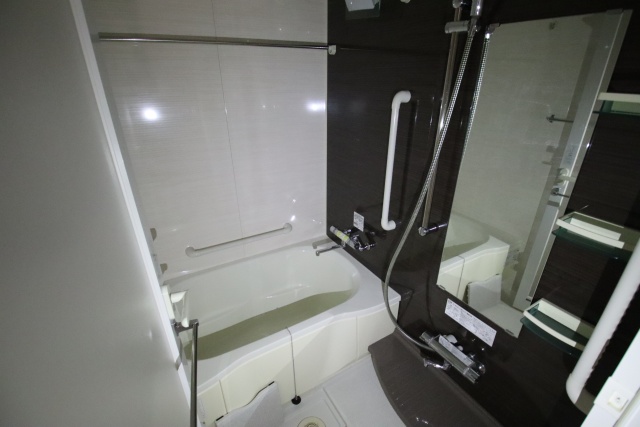 バス・シャワールーム　※別室の参考写真の為、現況優先です。