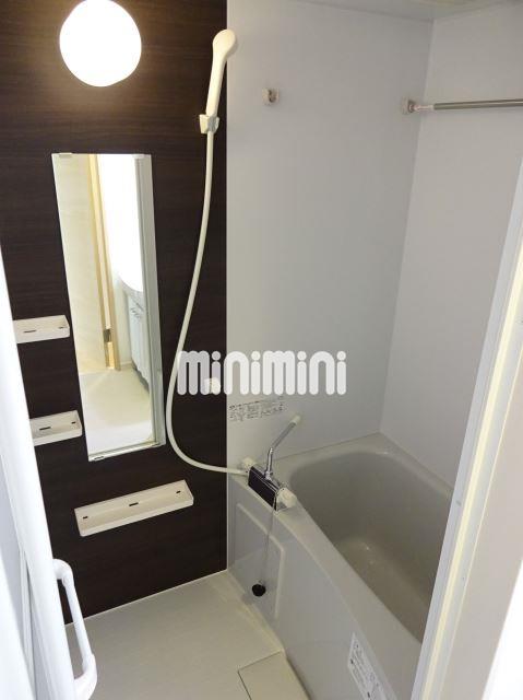 バス・シャワールーム　バスルーム