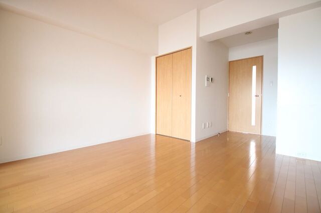 居室・リビング　※違う号室の参考写真です。