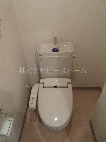 トイレ　※別号室参考写真