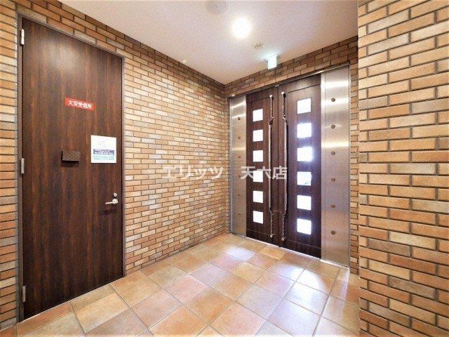 セキュリティ　エントランス