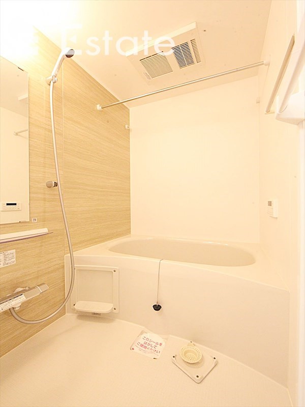 バス・シャワールーム　バスルーム