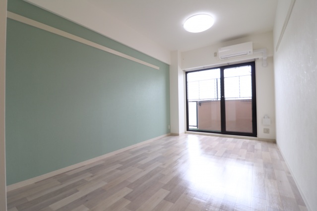 居室・リビング　お洒落な洋室