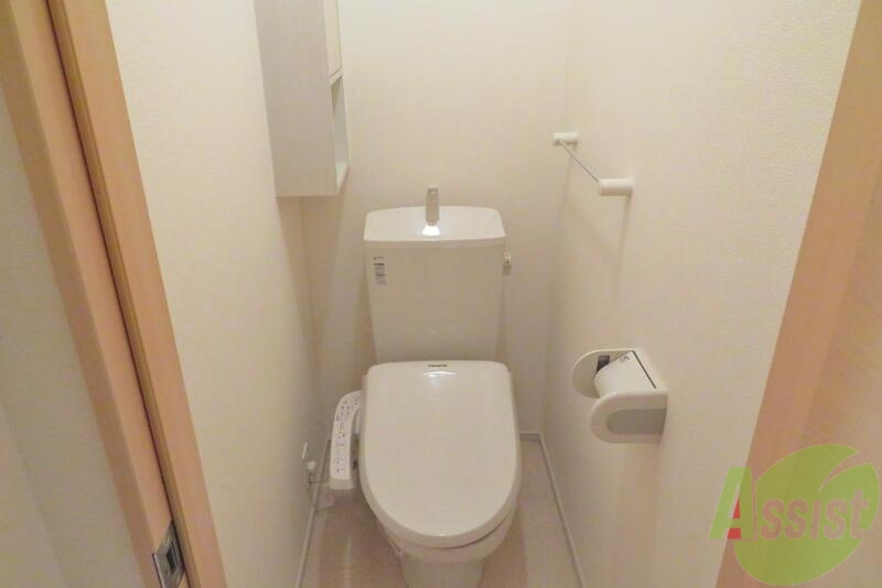 トイレ　トイレにはちゃんとウォシュレットもついてますよー