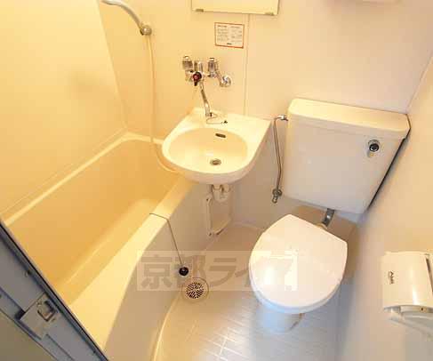 バス・シャワールーム　ユニットバスです。