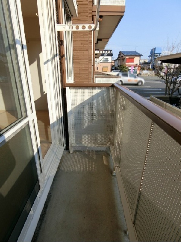 バルコニー　図面と現状に相違がある場合には現状を優先