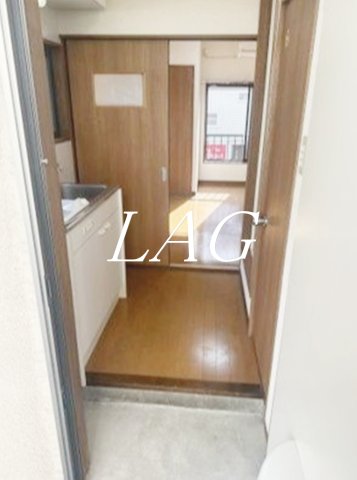 玄関　玄関です。