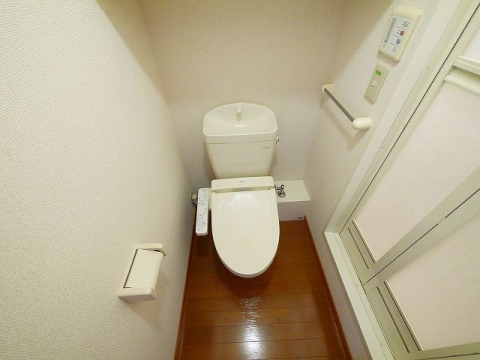 トイレ　トイレもきれいです