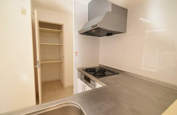 キッチン　※同タイプ、別室