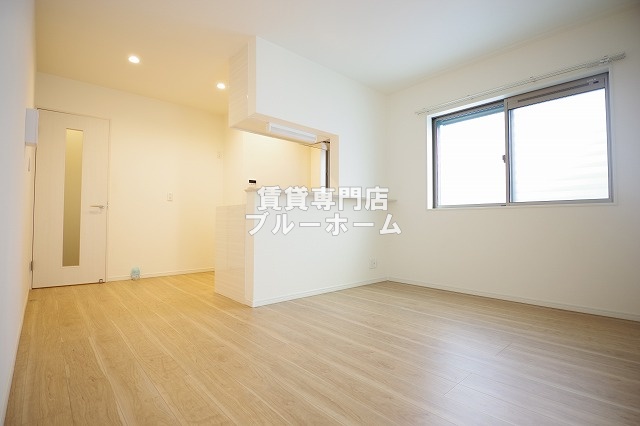 その他　リビングの別アングルです！