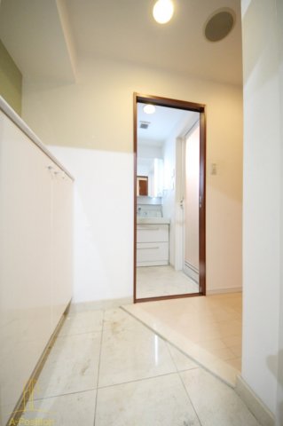 玄関　BRAVI南堀江