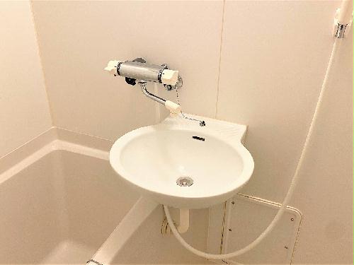 洗面設備　設備・使用は号室により異なる為、現況を優先致します。