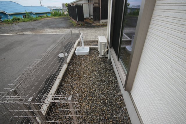 庭　※同物件別号室の写真になります