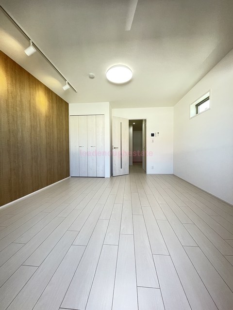 居室・リビング　同施工