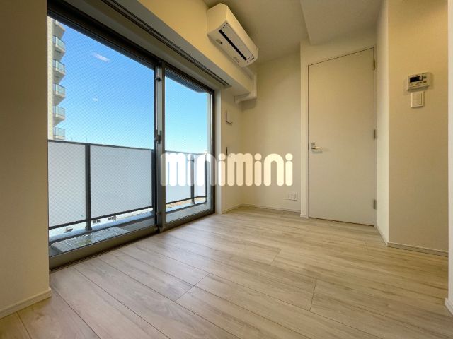 居室・リビング　別号室の参考写真