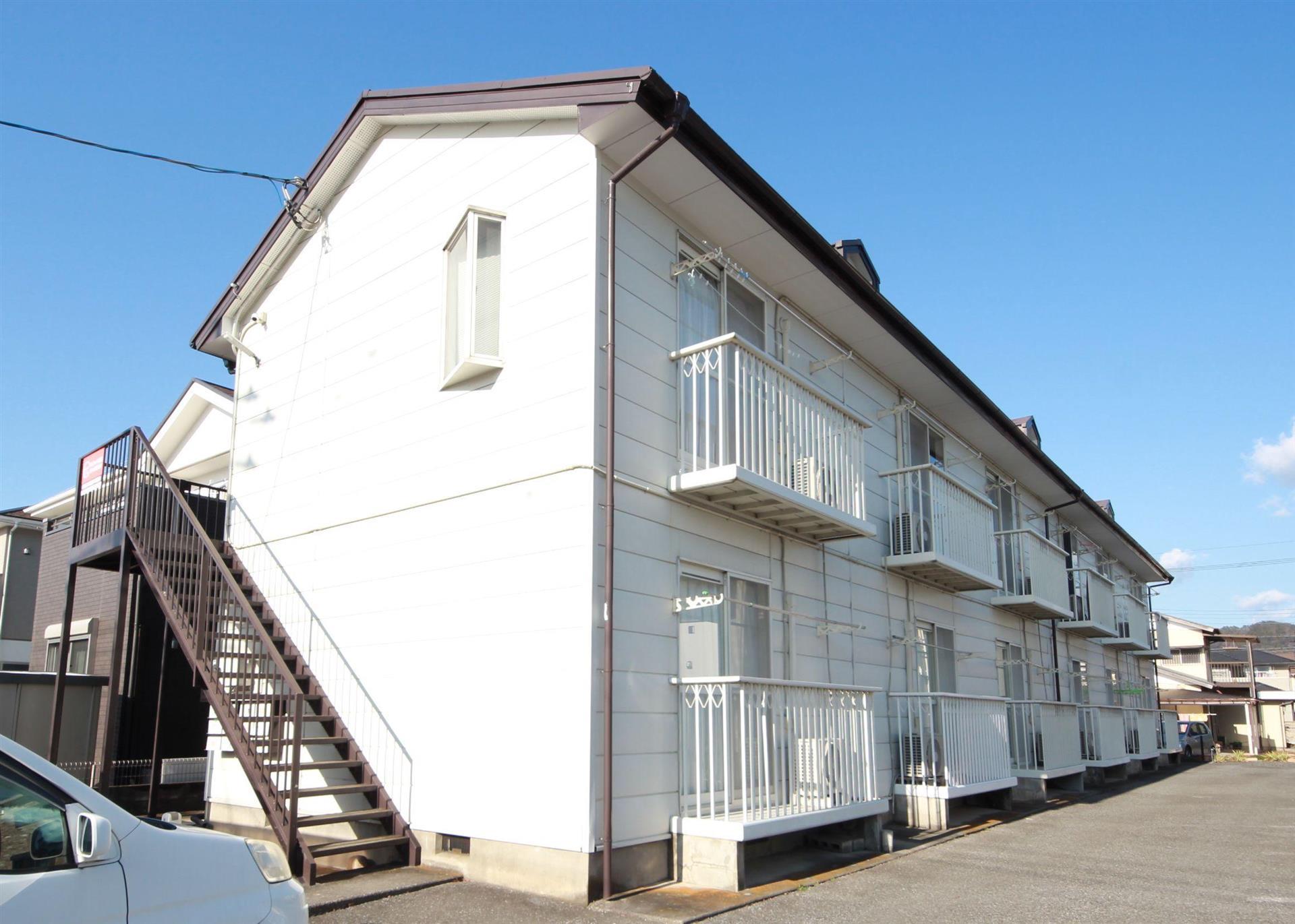 建物外観　山前駅まで徒歩10分♪