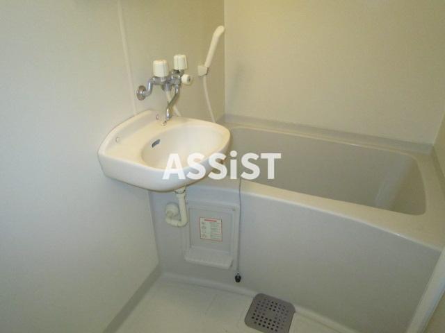 バス・シャワールーム　※同物件の参考写真です