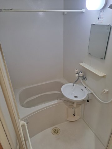 バス・シャワールーム　ゆっくり温まれますよ