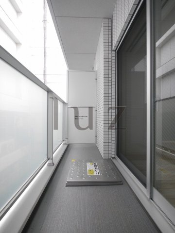 バルコニー　広々としたバルコニーです。