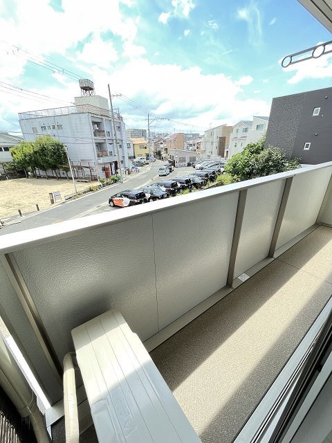 バルコニー　広々としたバルコニーです