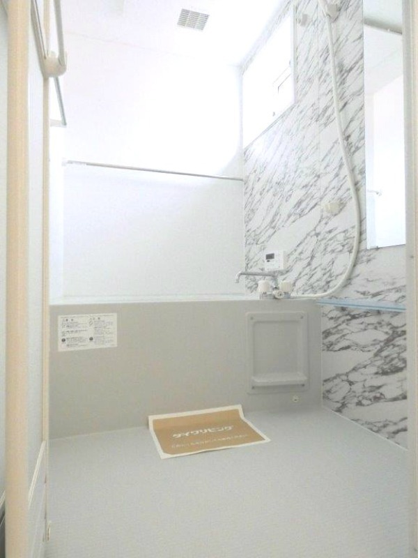 バス・シャワールーム　図面と現状に相違がある場合には現状を優先