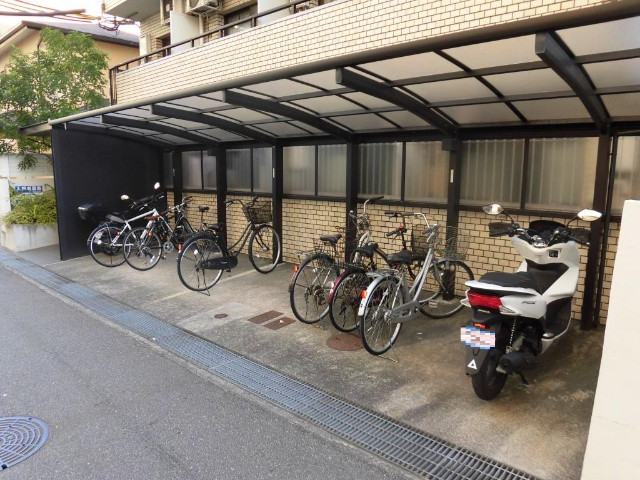 駐車場　駐輪スペースはこちら