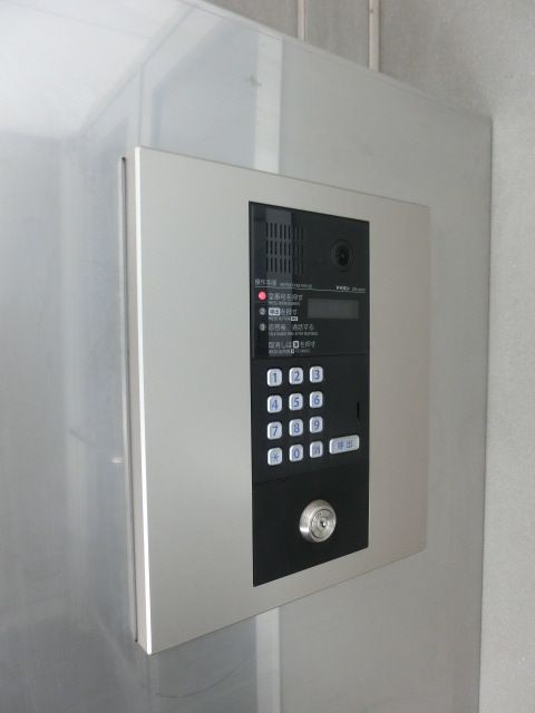 セキュリティ　オートロック完備で防犯面も安心です