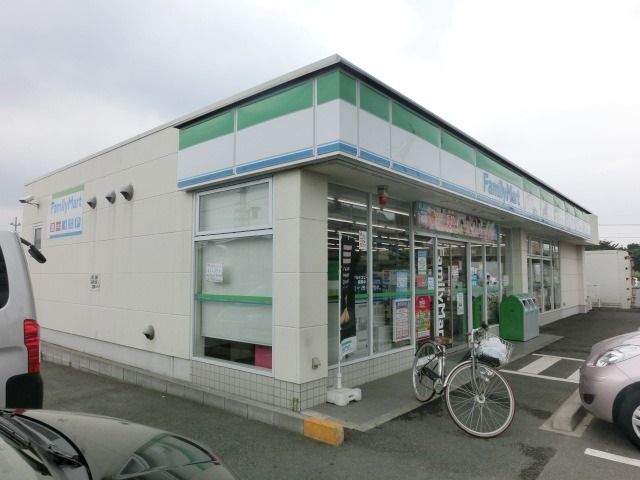 コンビニ　ファミリーマート稲毛山王店（コンビニ）まで633m
