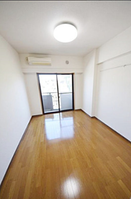 居室・リビング　【女性のお一人暮らしでも安心のセキュリティ♪】おすすめ！