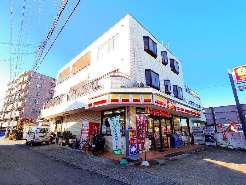 コンビニ　デイリーヤマザキ　富士見鶴瀬店（コンビニ）まで628m