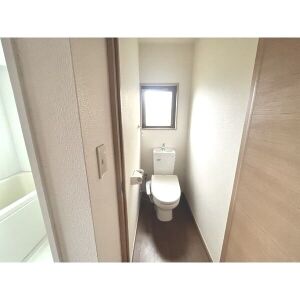 杉浦ビルのトイレ写真