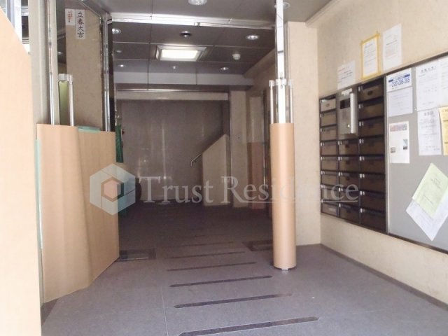 エントランス　第５カスヤハイツ