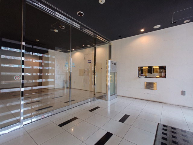 エントランス　モニター付きオートロック設置