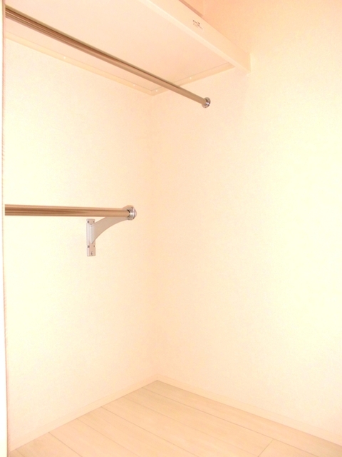 収納　ウォークインクローゼット