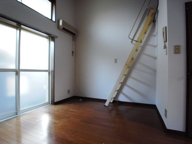 居室・リビング　洋室