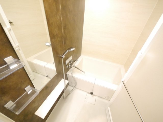 バス・シャワールーム　風呂