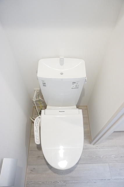 トイレ　洗浄機能付きトイレ