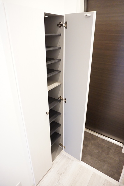 玄関　シューズボックス