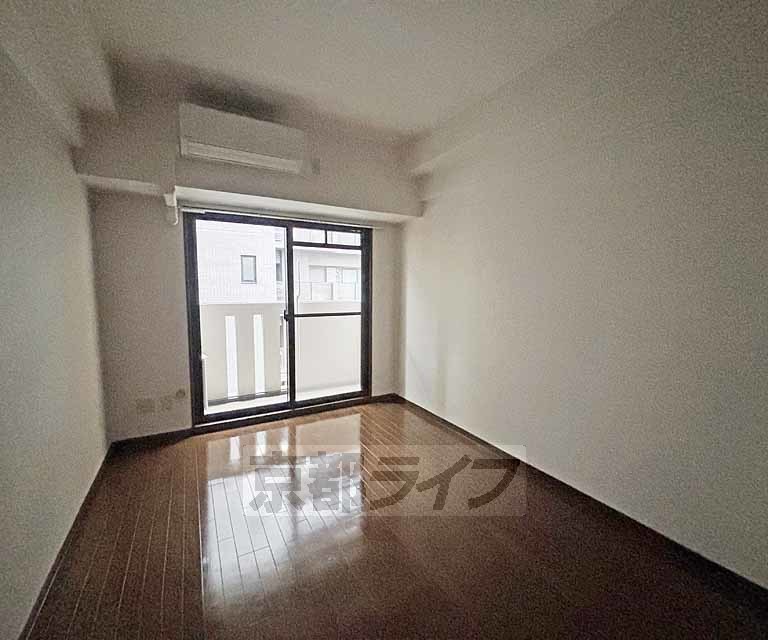 居室・リビング　開放感のあるお部屋です。