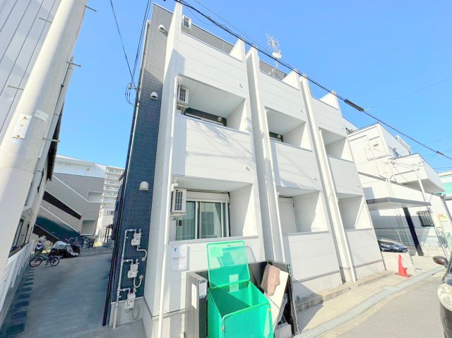 建物外観　なんと言ってもおしゃれなこの外観。