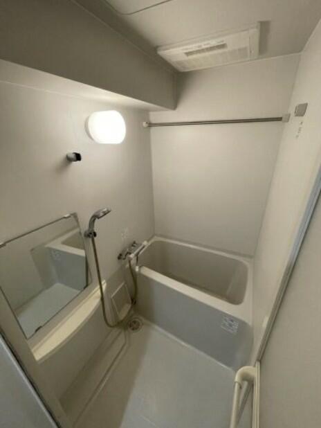 バス・シャワールーム　別のお部屋の写真です