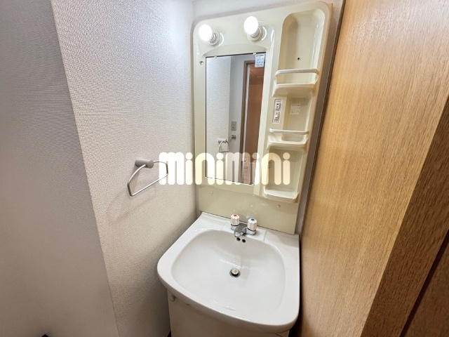 洗面設備　独立洗面台あり