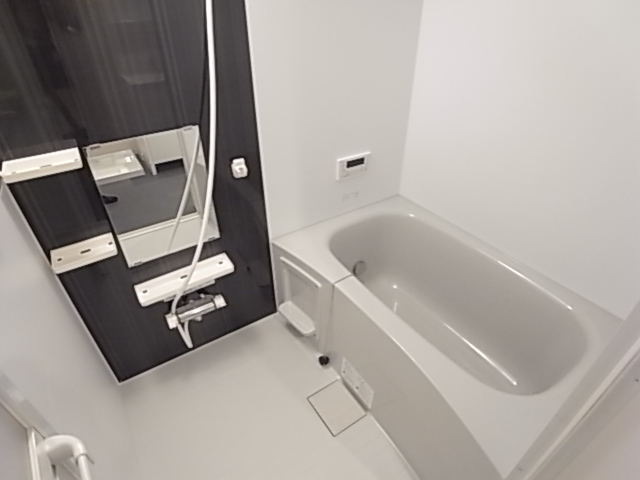 バス・シャワールーム　※同一施工会社の別物件イメージ写真です。