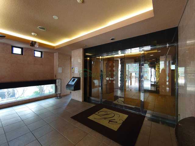 ロビー　ドゥーエ練馬