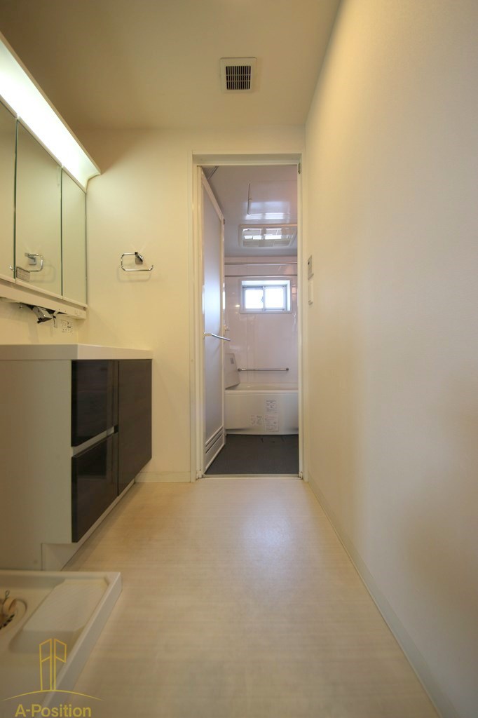 洗面設備　エステムプラザ心斎橋EASTIVブランディア