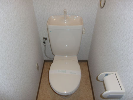 トイレ　トイレもきれいです