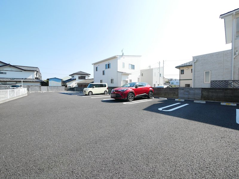 駐車場　敷地内駐車場