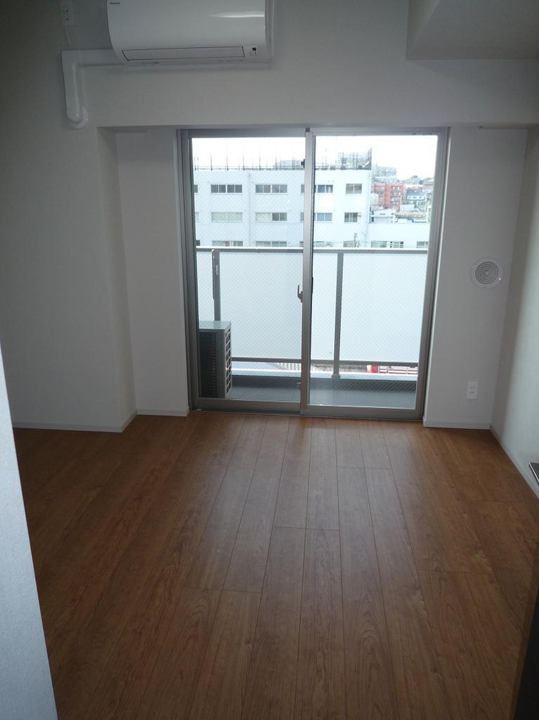 居室・リビング　【女性のお一人暮らしでも安心のセキュリティ♪】