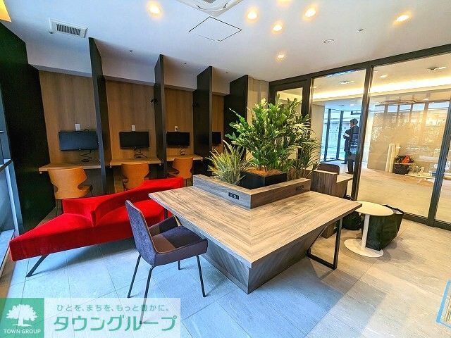 ロビー　エントランス